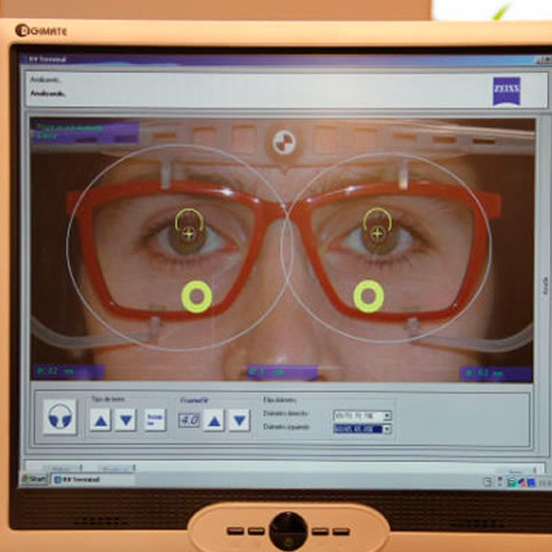 Precisión, rapidez y eficacia para adartar tus gafas graduadas
